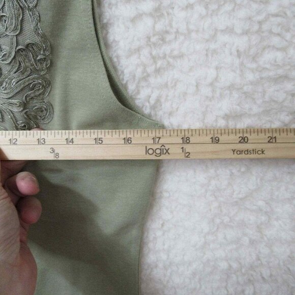 New York style tank top‎ Womens size medium green Polyester blend front design - Picture 6 of 6